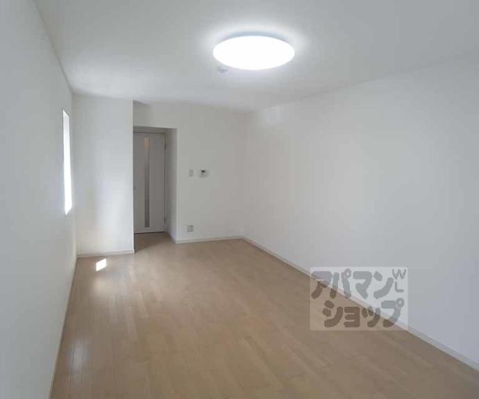 【グランレブリー御所西】間取