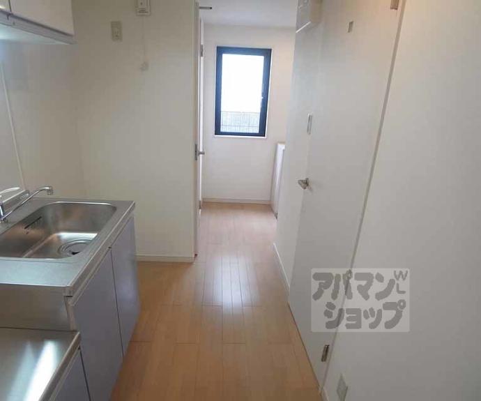 【グランレブリー御所西】間取