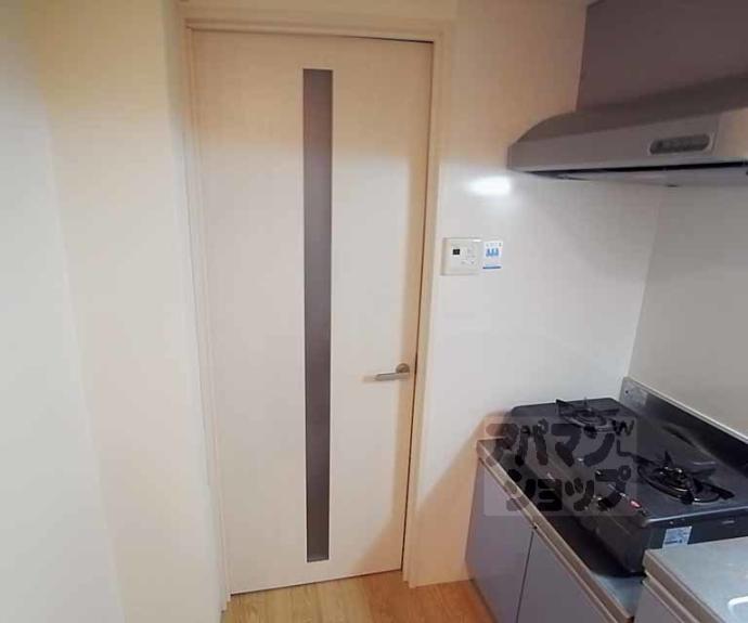 【グランレブリー御所西】間取