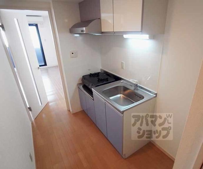 【グランレブリー御所西】間取