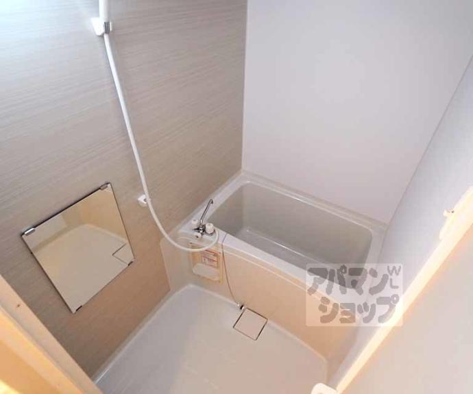 【グランレブリー御所西】間取