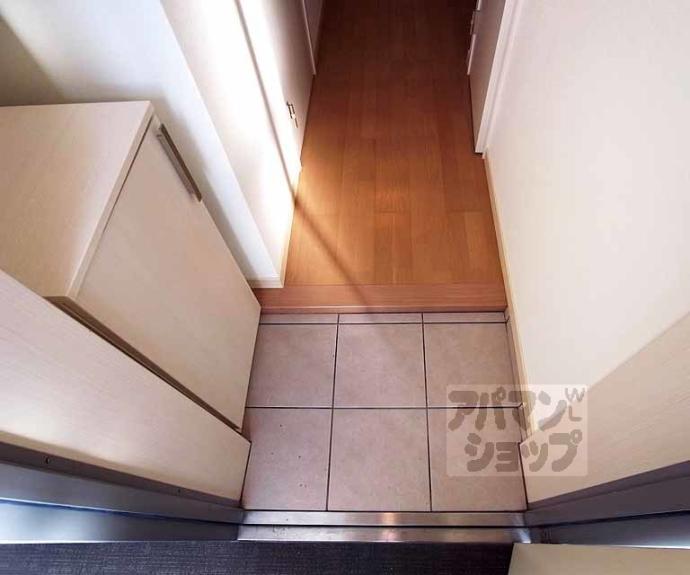 【グランレブリー御所西】間取