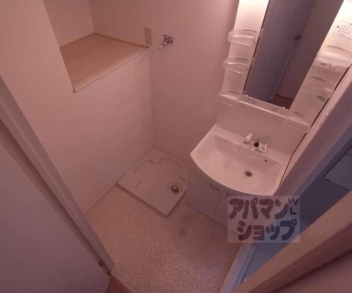 【グランレブリー御所西】間取