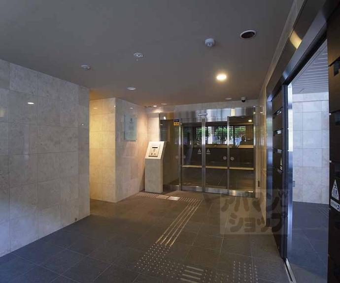 【ザ・パークハウス二条城】間取