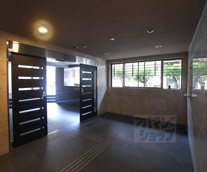 【ザ・パークハウス二条城】間取