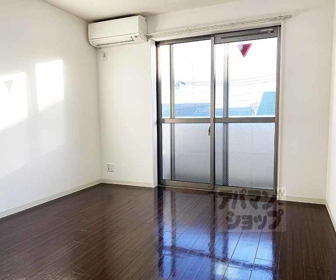 【アークリード二条城北】間取