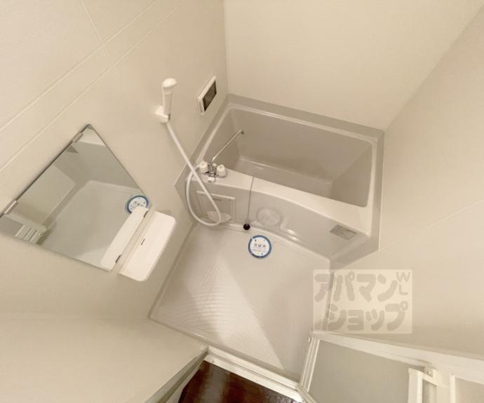 【アークリード二条城北】間取