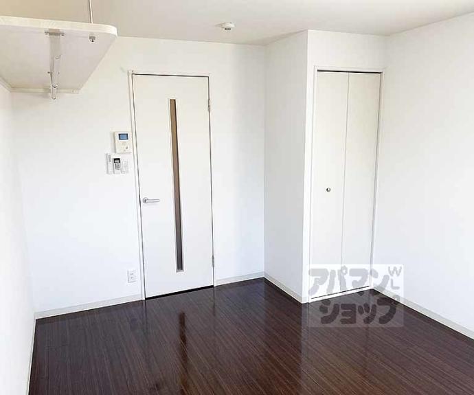 【アークリード二条城北】間取