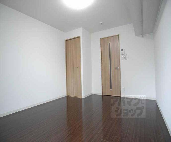 【アークリード二条城北】間取