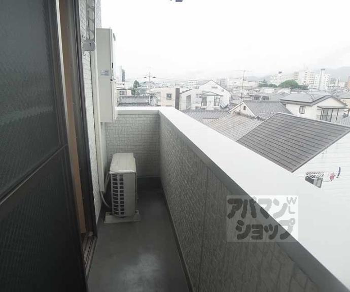 【アークリード二条城北】間取