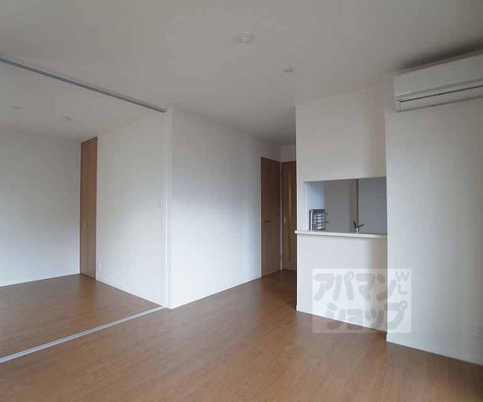 【シルクメゾン弾正町】間取