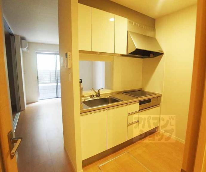 【シルクメゾン弾正町】間取