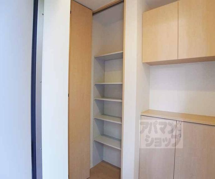 【シルクメゾン弾正町】間取