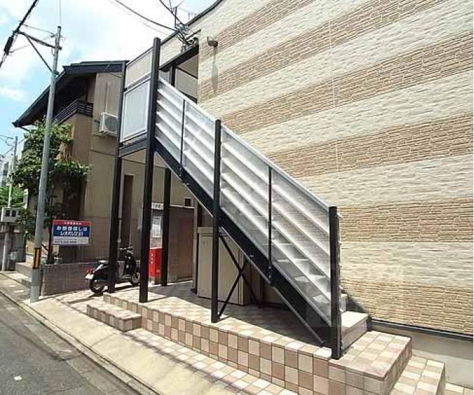 【レオパレスグローバルⅢ】間取