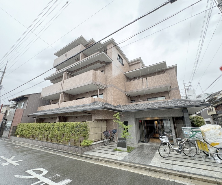 ゼファー京都上長者町通