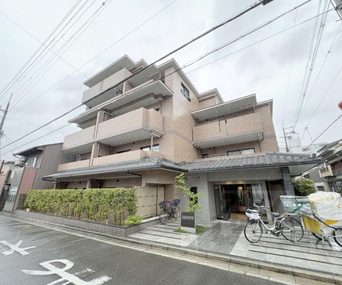 【ゼファー京都上長者町通】間取