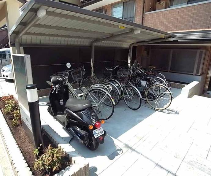 【キャトル荒神】間取