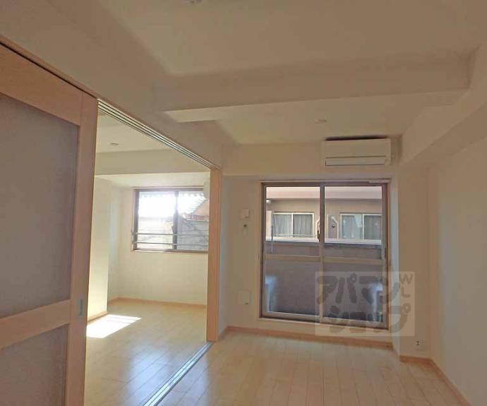 【キャトル荒神】間取