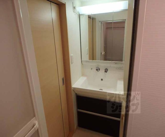 【キャトル荒神】間取