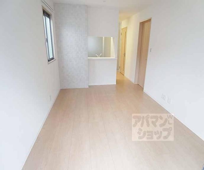 【ＳｈａＭａｉｓｏｎ　エスポワ一条】間取