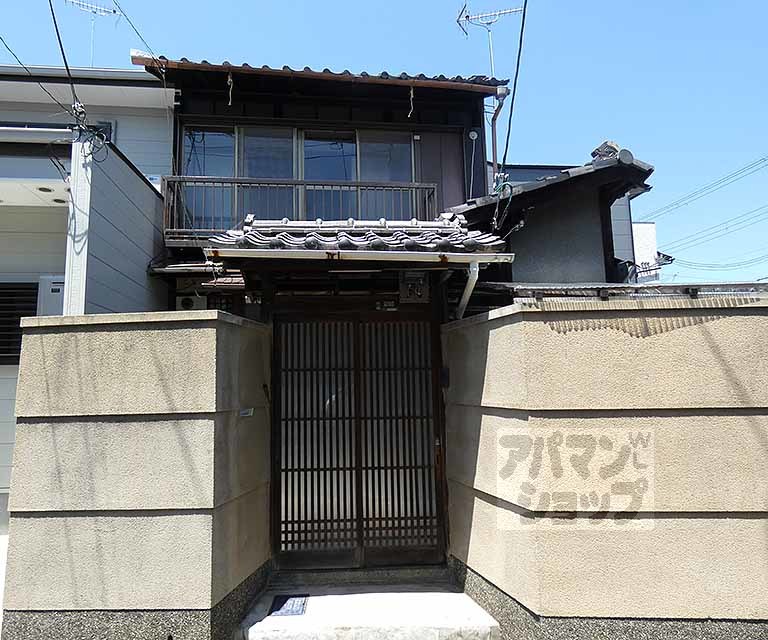 上京区十念寺前町貸家