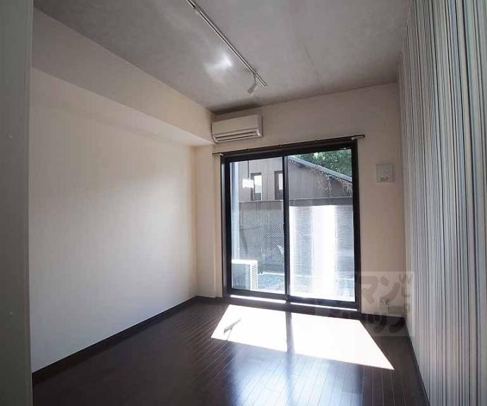 【エクセレント二条城北】間取