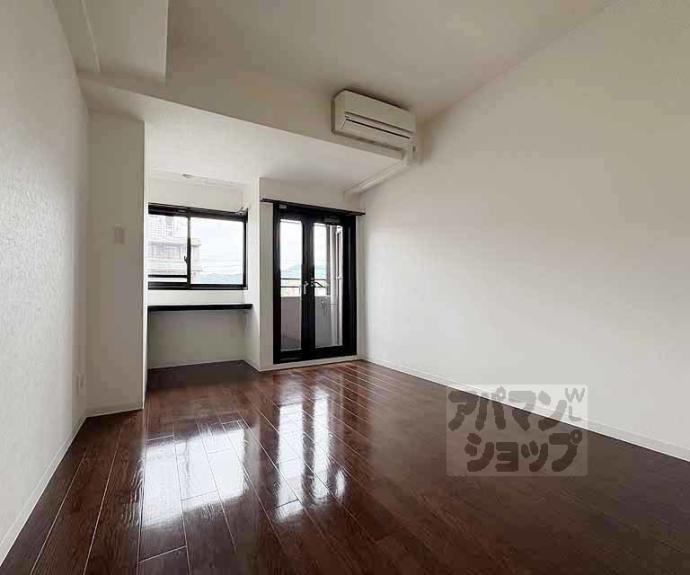 【グランスイート鴨川】間取