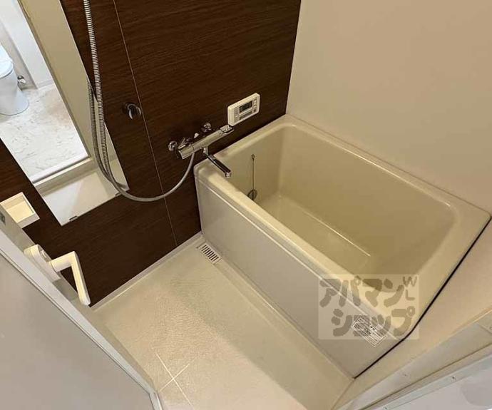 【グランスイート鴨川】間取