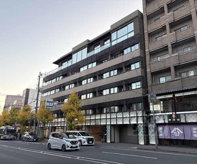 【グランスイート鴨川】間取