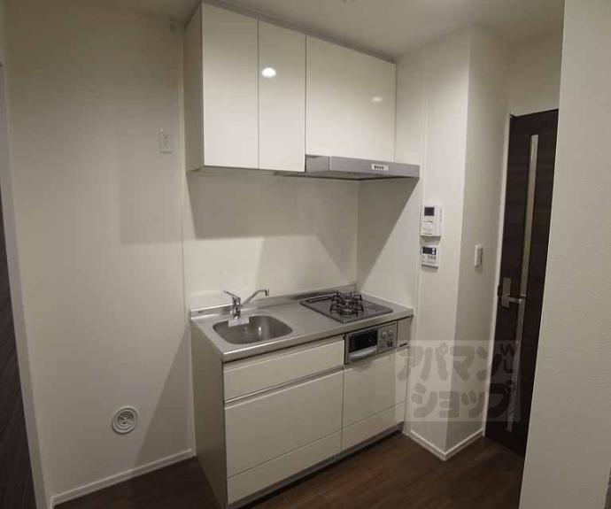 【グリーン・コート】間取