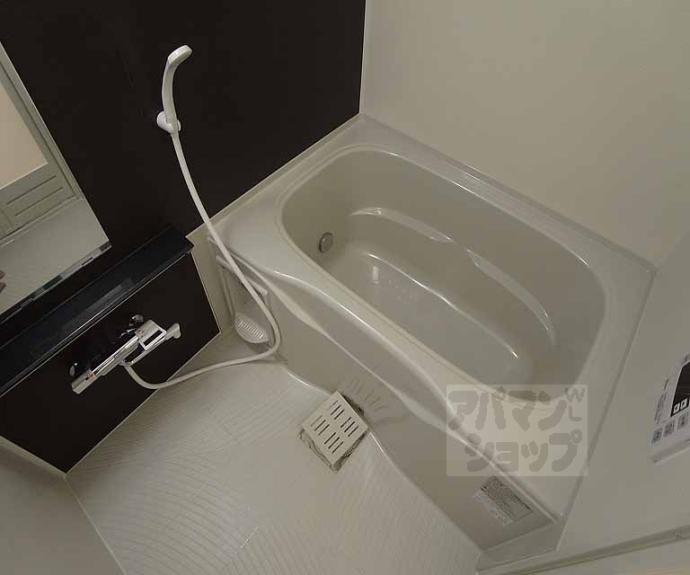 【グリーン・コート】間取