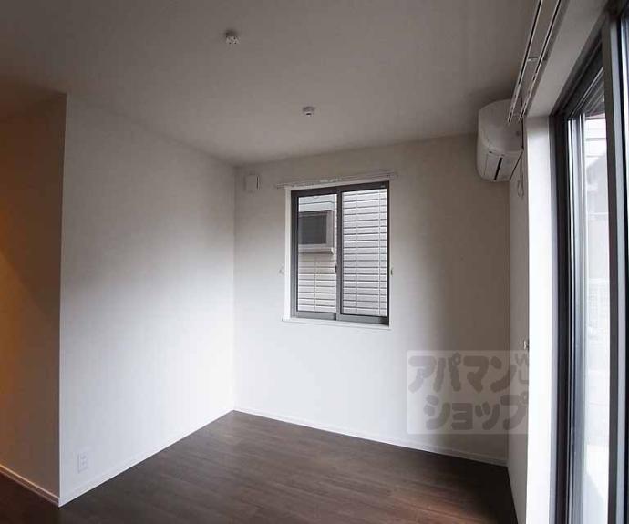 【グリーン・コート】間取