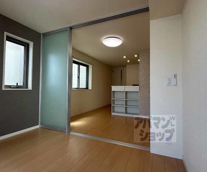 【ＣＨＡＲＩＳ御所東】間取