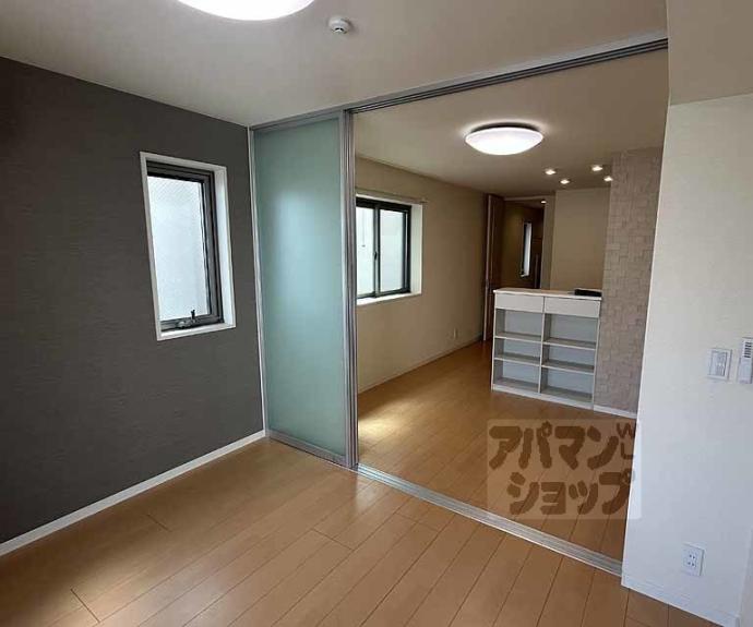 【ＣＨＡＲＩＳ御所東】間取