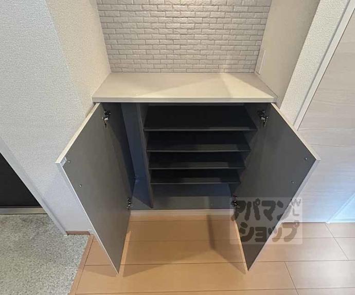 【ＣＨＡＲＩＳ御所東】間取