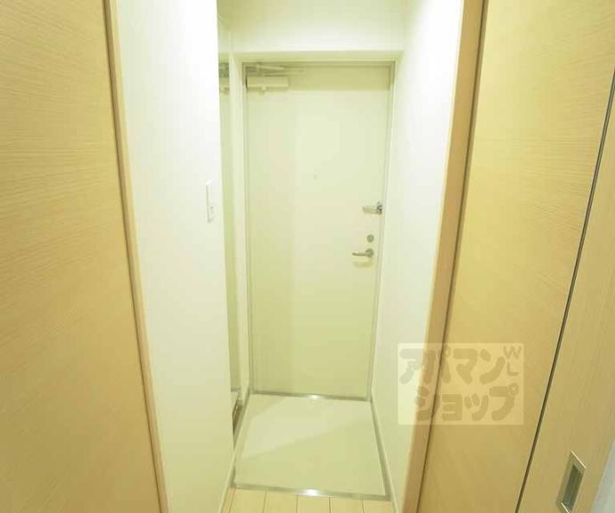 【仁和寺街道六軒町西入四番町マンション】間取