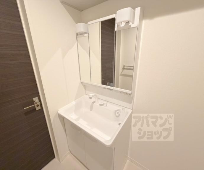 【シャーメゾン白梅町】間取