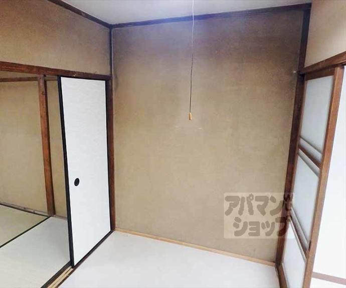 【泉アパート】間取