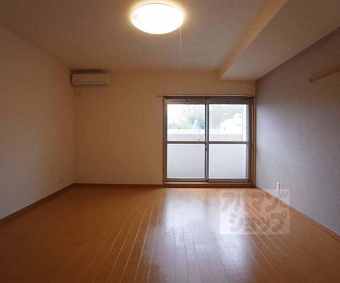 【シャルレ１１番館】間取