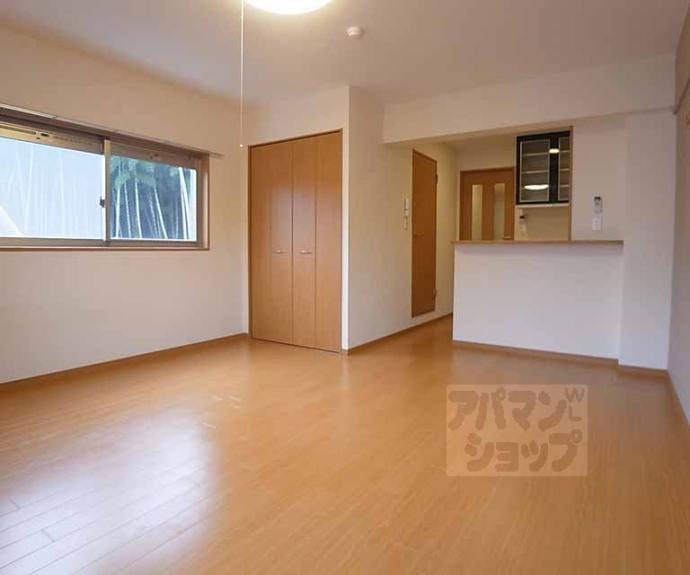 【シャルレ１１番館】間取