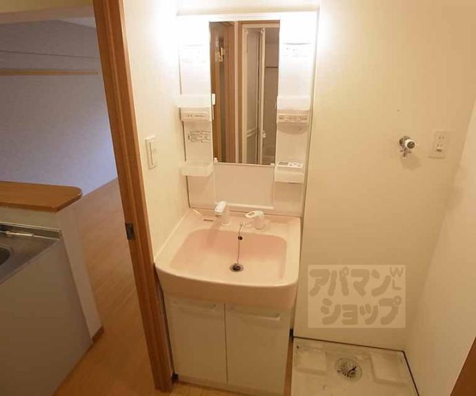 【シャルレ１１番館】間取