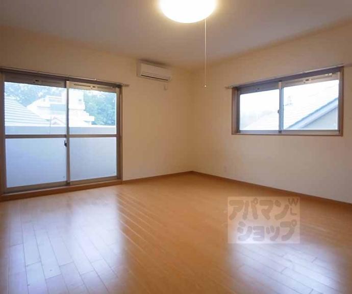 【シャルレ１１番館】間取