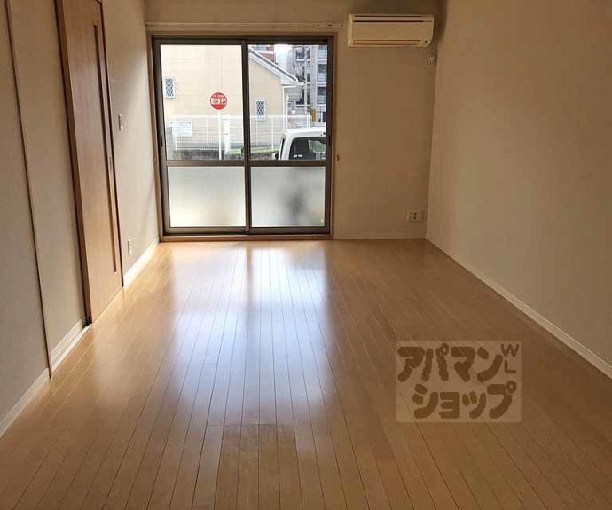 【ロイヤル・ワン】間取