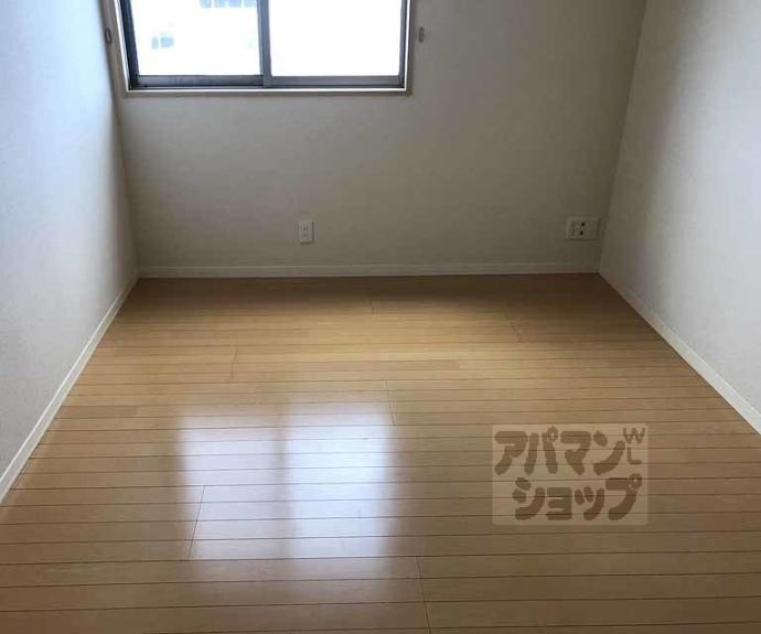 【ロイヤル・ワン】間取