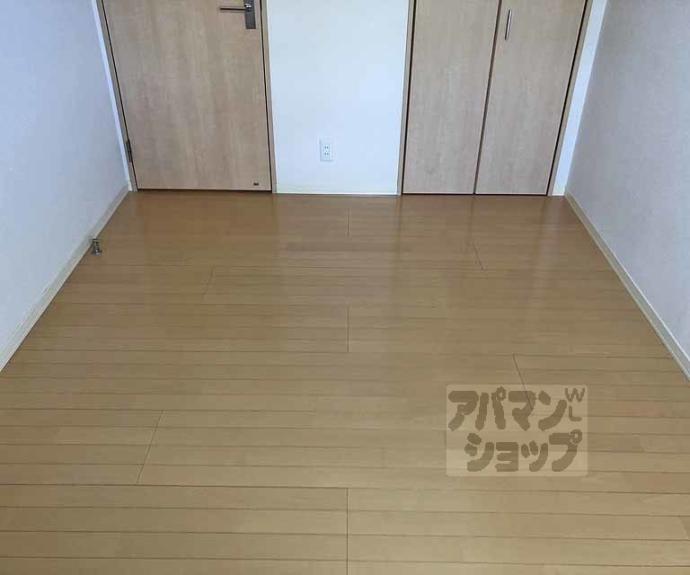 【ロイヤル・ワン】間取