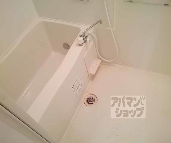 【Ｌ’ｏｖｅｓｔ　Ｃａｓａ】間取