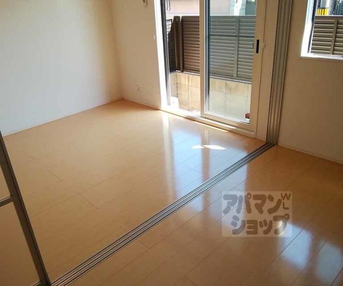 【Ｌ’ｏｖｅｓｔ　Ｃａｓａ】間取