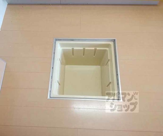 【Ｌ’ｏｖｅｓｔ　Ｃａｓａ】間取