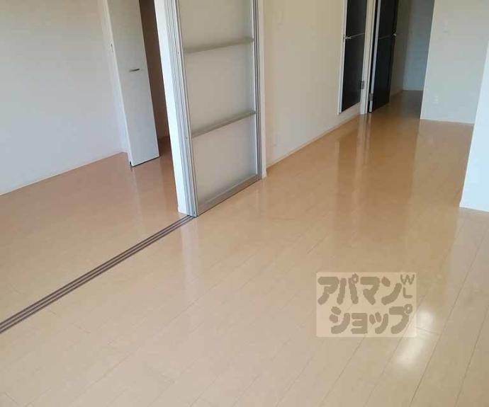 【Ｌ’ｏｖｅｓｔ　Ｃａｓａ】間取