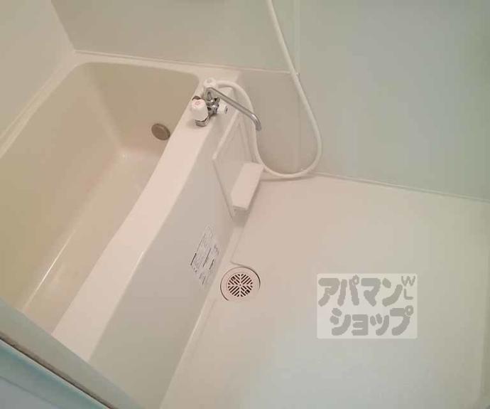 【Ｌ’ｏｖｅｓｔ　Ｃａｓａ】間取